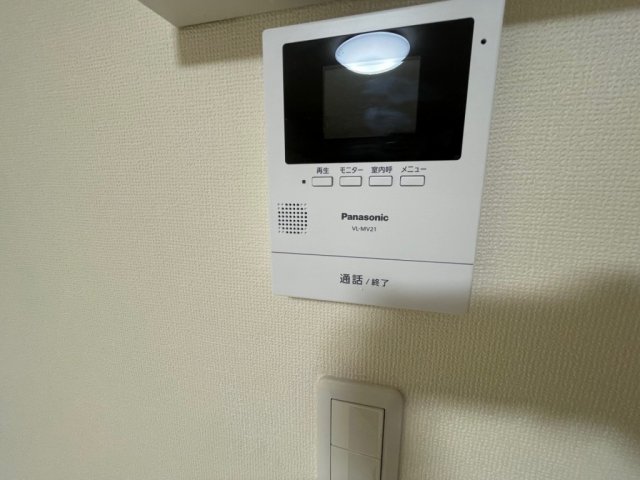 セキュリティ　TVモニター付きインターフォン