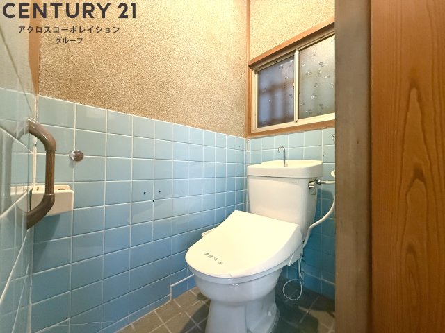中筋2丁目戸建のトイレ写真
