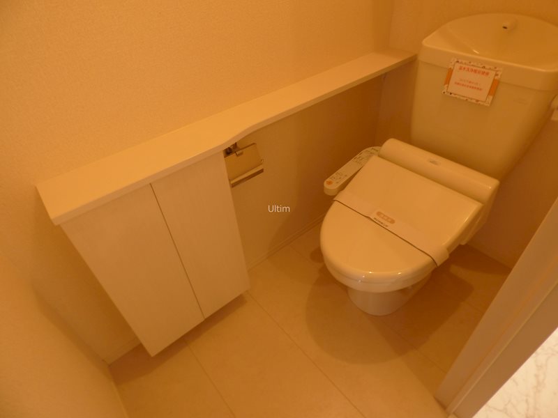 トイレ　※別部屋の写真です。ご参考までに