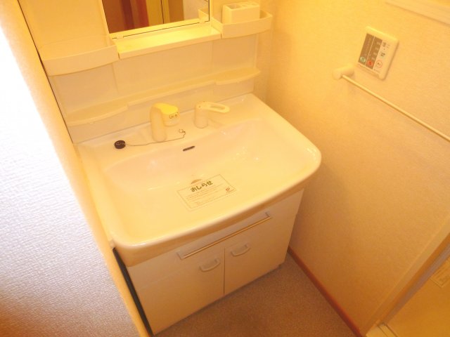 洗面設備　洗髪洗面化粧台付き♪