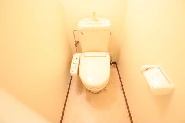 トイレ　※写真は別室の参考です。現況優先※