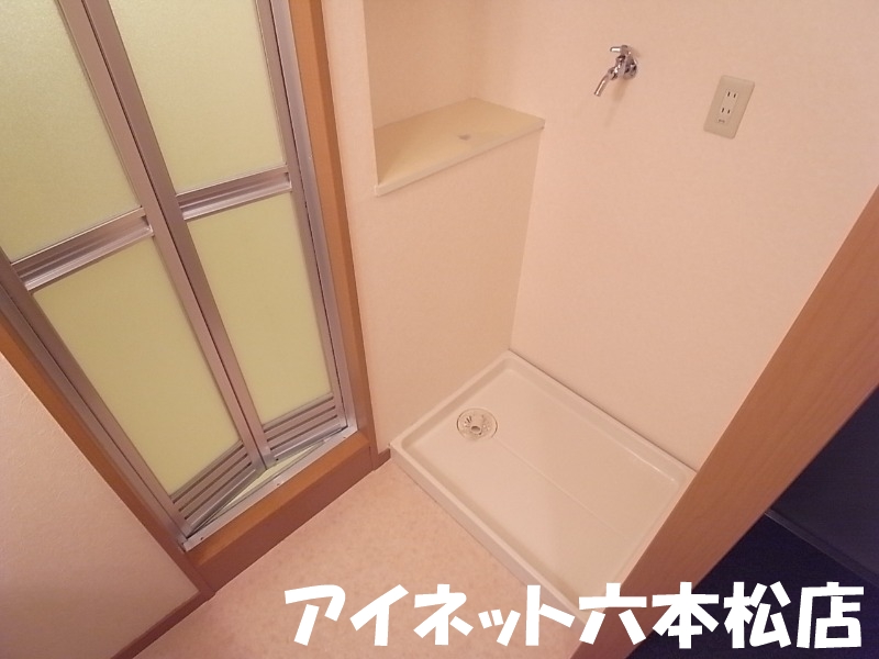 その他　洗濯機は室内に置くことができます。