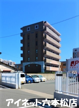 建物外観　都市ガス仕様の1DK物件です。