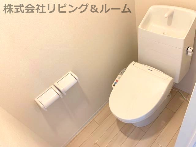 トイレ　トイレ