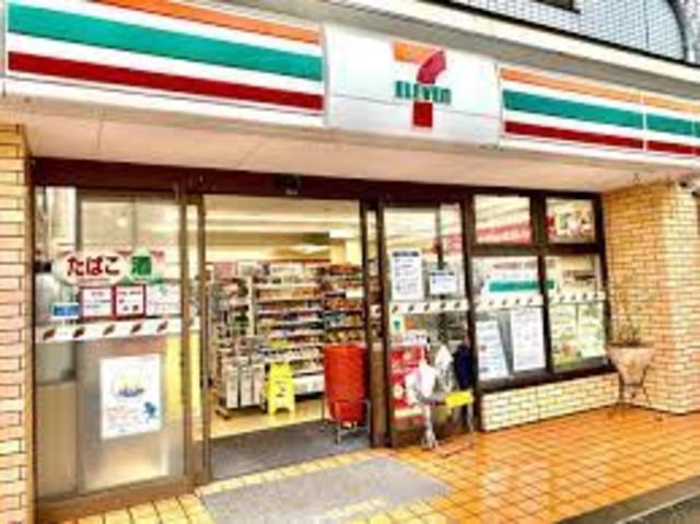 コンビニ　セブンイレブン長岡京セブン通り店（コンビニ）まで331m