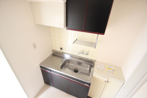 キッチン　※別部屋の写真です