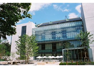 図書館　国立国会図書館国際子ども図書館（図書館）まで374m