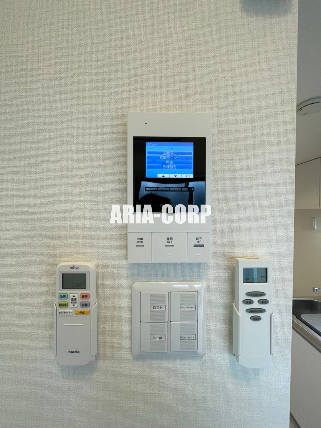 セキュリティ　録画機能付きのモニターインターホン完備しております！
