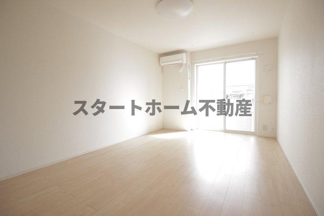 居室・リビング　居間です