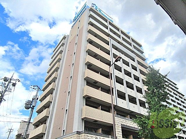 建物外観　大阪市淀川区十八条「プレサンス新大阪ヴィガ」
