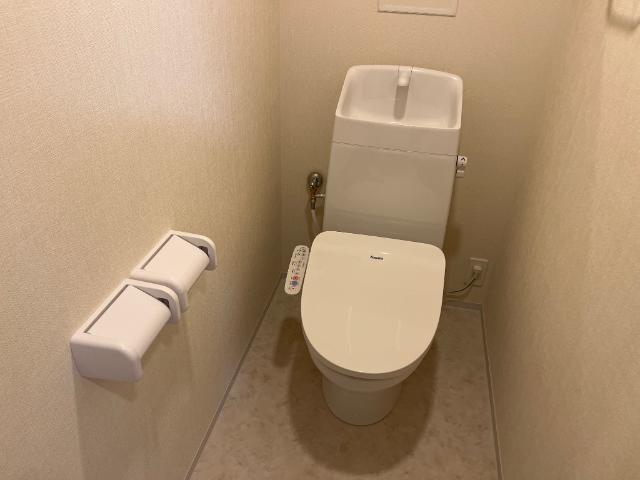トイレ　シャワー付トイレ