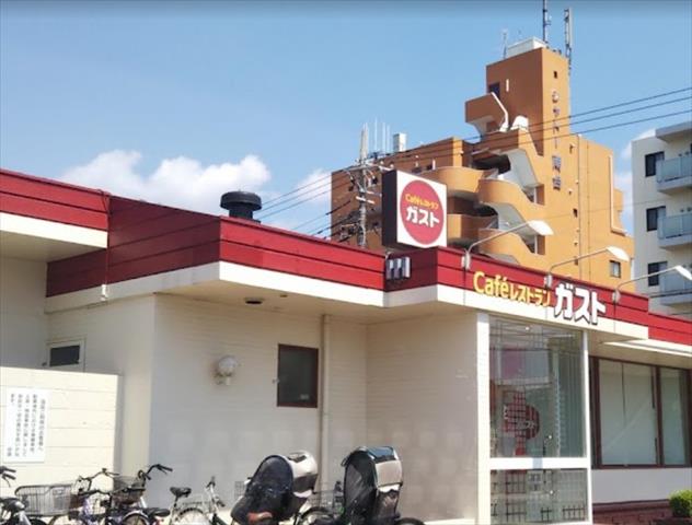 飲食店　おはしｃａｆｅガスト相模原南台店（飲食店）まで681m