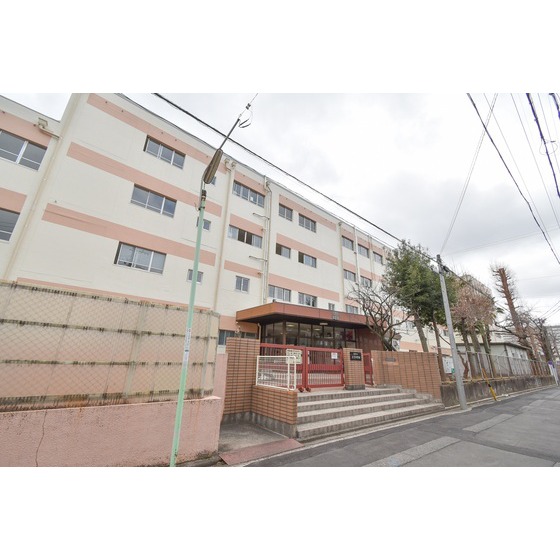 中学校　名古屋市立志賀中学校（中学校）まで350m