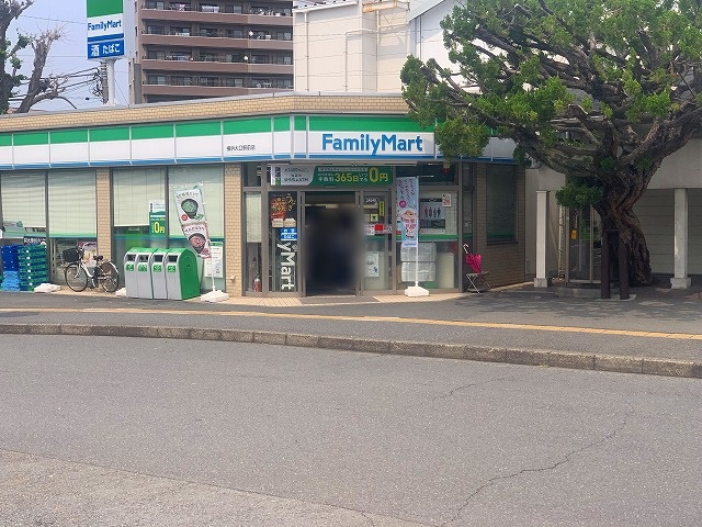 コンビニ　ファミリーマート（コンビニ）まで1182m