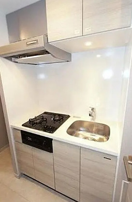 キッチン　別部屋の画像を使用しております。