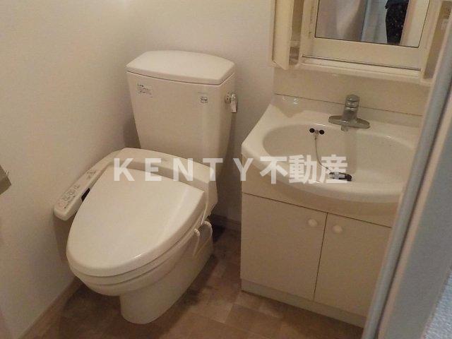 トイレ　トイレもきれいです