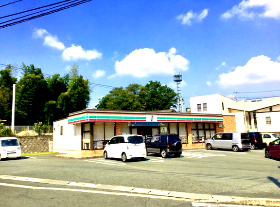 コンビニ　セブンイレブン 熊本下硯川店（コンビニ）まで1044m