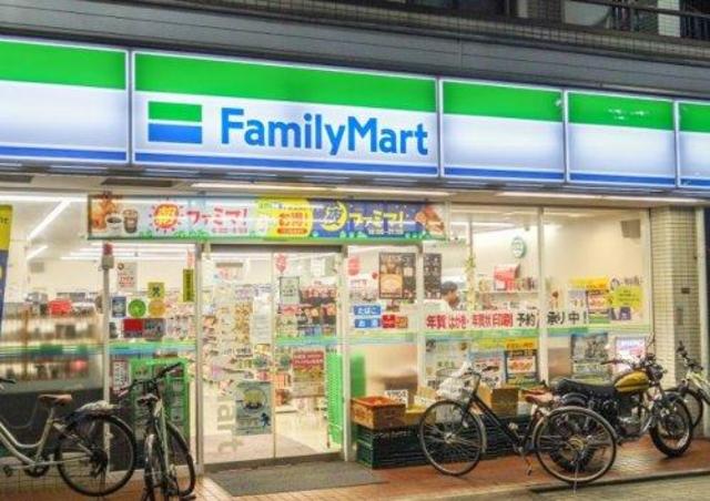 コンビニ　ファミリーマート塚本西荻南店（コンビニ）まで314m