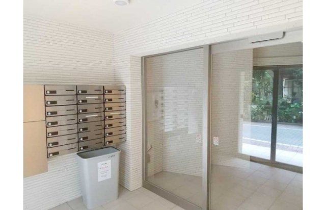ロビー　建物の内部です
