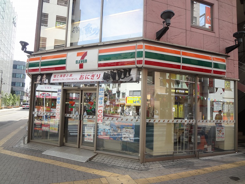 コンビニ　セブンイレブン立川駅南口店（コンビニ）まで356m