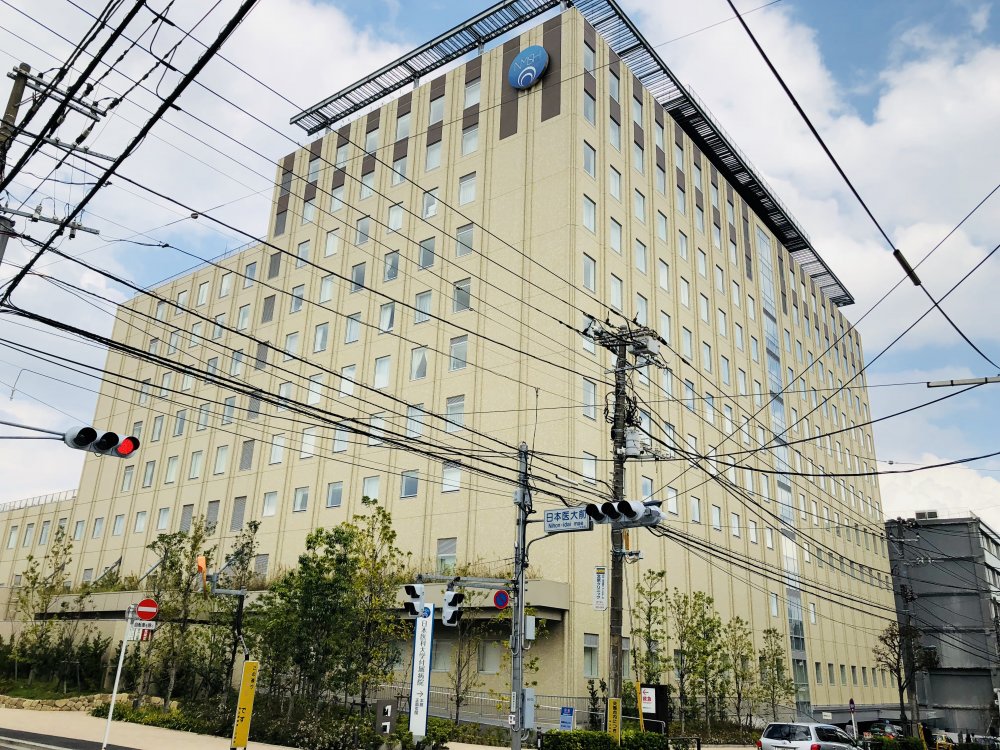 病院　日本医科大学付属病院（病院）まで265m