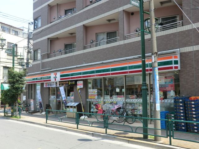 コンビニ　セブンイレブン高砂2丁目店（コンビニ）まで821m