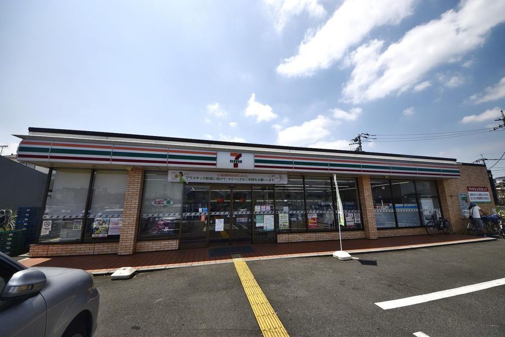 コンビニ　セブンイレブン草加谷塚バイパス店（コンビニ）まで1180m