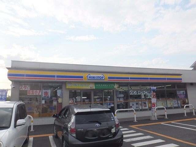 コンビニ　ミニストップ 船橋滝台店（コンビニ）まで565m