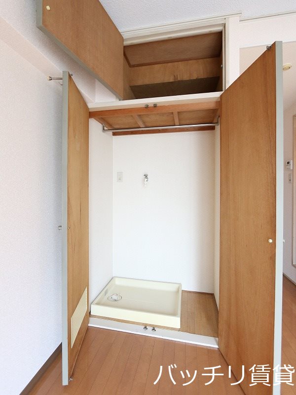 収納　別号室タイプの為、現状を優先致します。