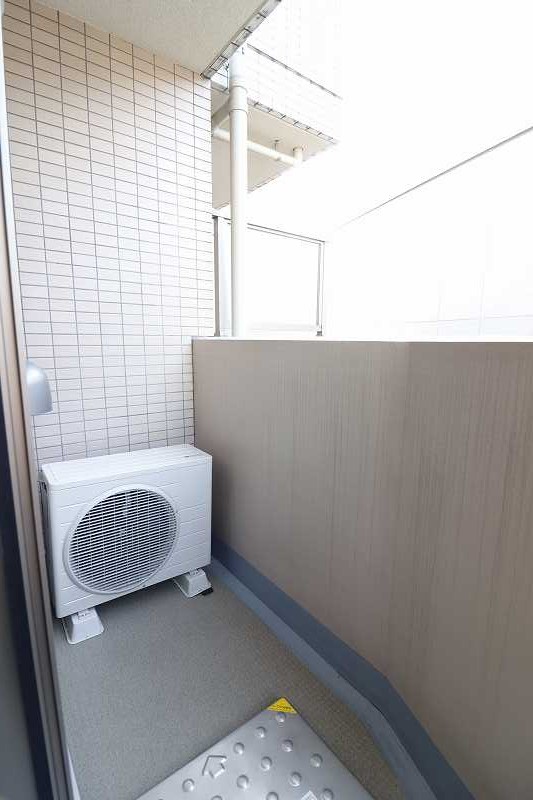 バルコニー　※同物件、別部屋になります。