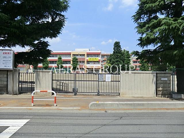 小学校　朝霞市立朝霞第一小学校（小学校）まで1157m