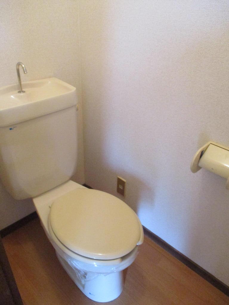 磯島コーポのトイレ写真