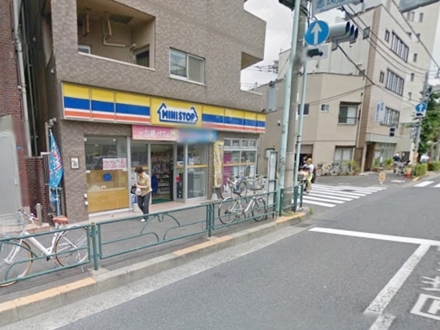 コンビニ　ミニストップ志茂駅前店（コンビニ）まで342m