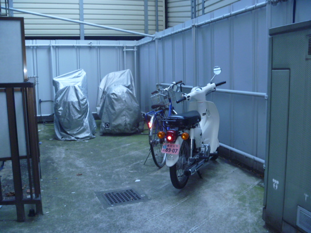 その他共有部分　バイク置場（５０ＣＣまで）無料