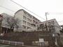 中学校　高生中学校（中学校）まで180m