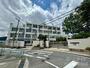 小学校　島本町立第一小学校（小学校）まで596m