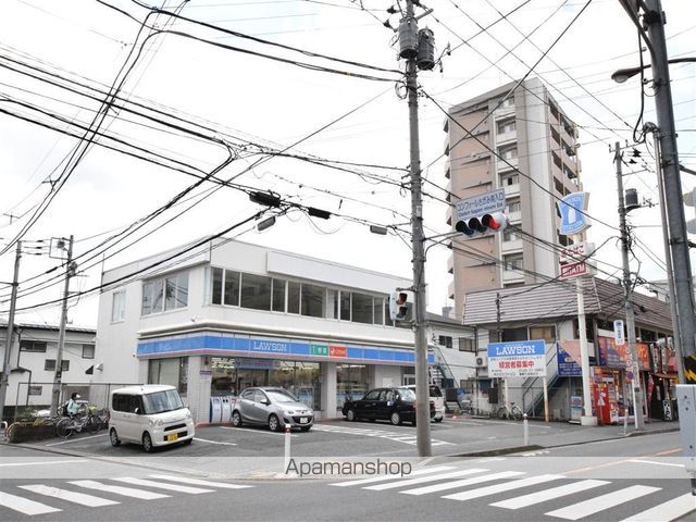 コンビニ　ローソン（コンビニ）まで701m