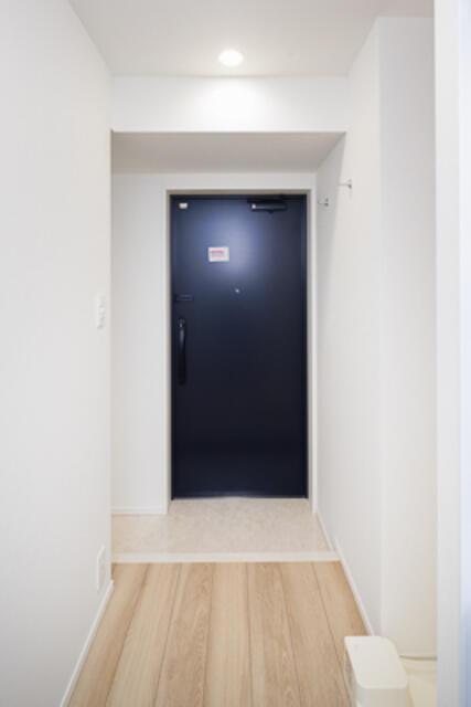玄関　※写真は同タイプ住戸です。