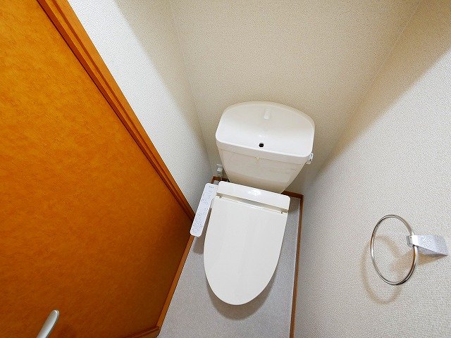 トイレ　トイレもきれいです