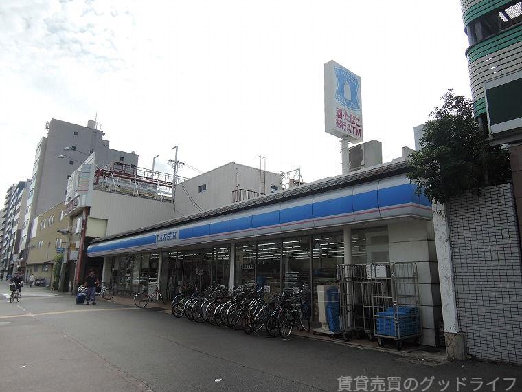 コンビニ　ローソン三条堀川店（コンビニ）まで217m