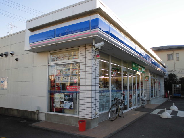 コンビニ　ローソン取手戸頭七丁目店（コンビニ）まで667m