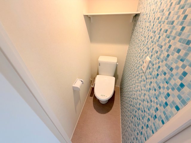 トイレ　綺麗なトイレにはウォシュレット標準装備です。