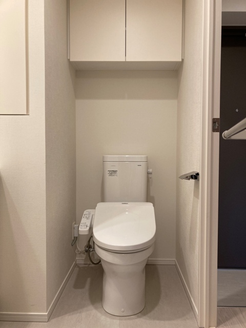 トイレ　※写真は同タイプ住戸です。