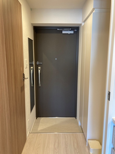 玄関　※写真は同タイプ住戸です。