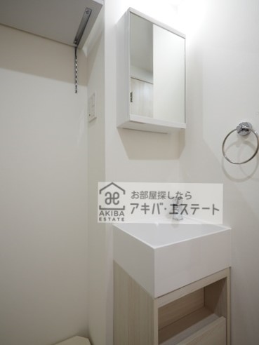 洗面設備　同一仕様写真