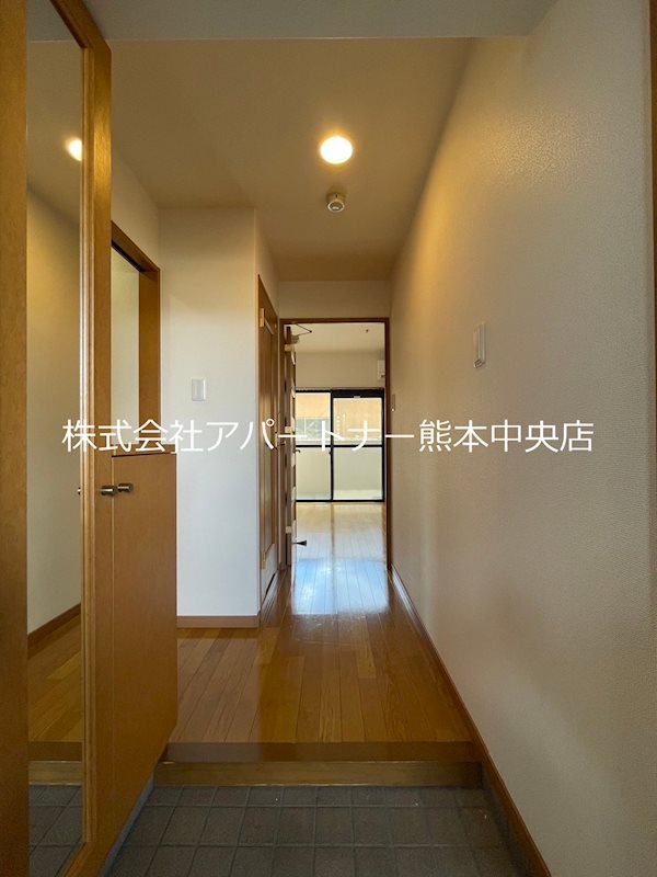 玄関　※イメージ