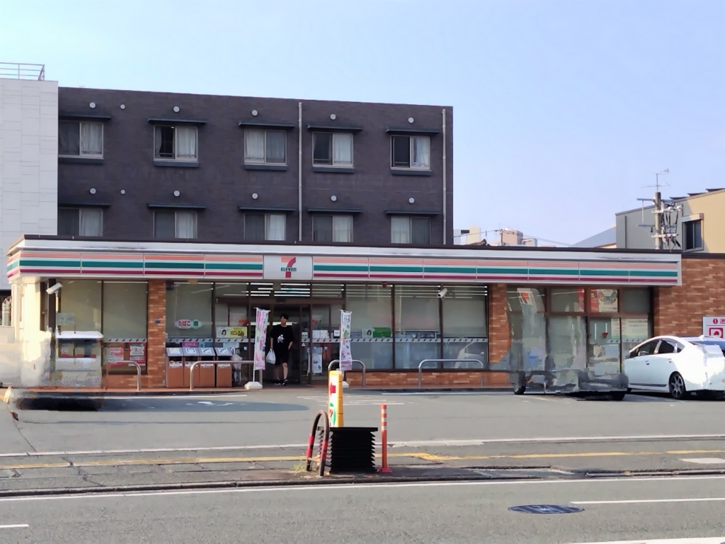 コンビニ　セブンイレブン 熊本本荘5丁目店（コンビニ）まで461m