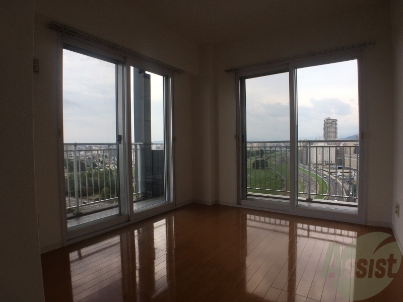 その他部屋・スペース　明るいお部屋は気持ちよく過ごせそうですね。