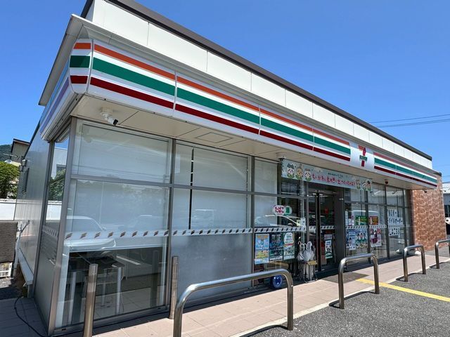 コンビニ　セブンイレブン境港上道町店（コンビニ）まで600m
