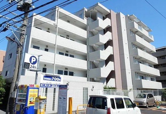 東武伊勢崎線 西新井駅 徒歩7分 築20年